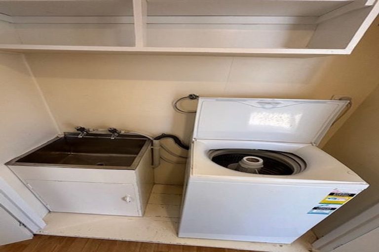 Photo of property in 136 Daniell Street, Newtown, Wellington, 6021