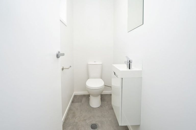 Photo of property in 16/10u Burrows Place, Frankton, Hamilton, 3204