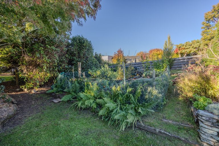 Photo of property in 8 Kennedy Crescent, Wanaka, 9305