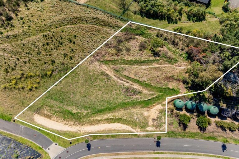 Photo of property in 86 Oak Road, Poraiti, Napier, 4112