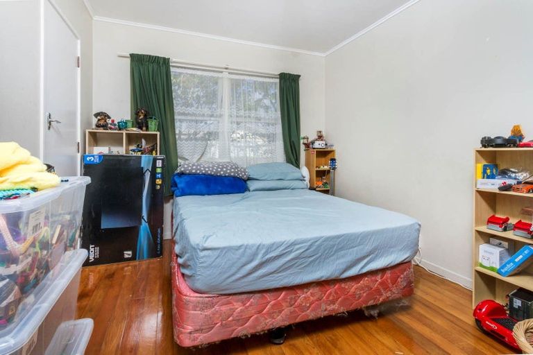 Photo of property in 450 Don Buck Road, Massey, Auckland, 0614