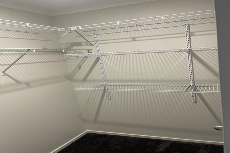 Photo of property in 12 Richard Halse Drive, Manurewa, Auckland, 2105