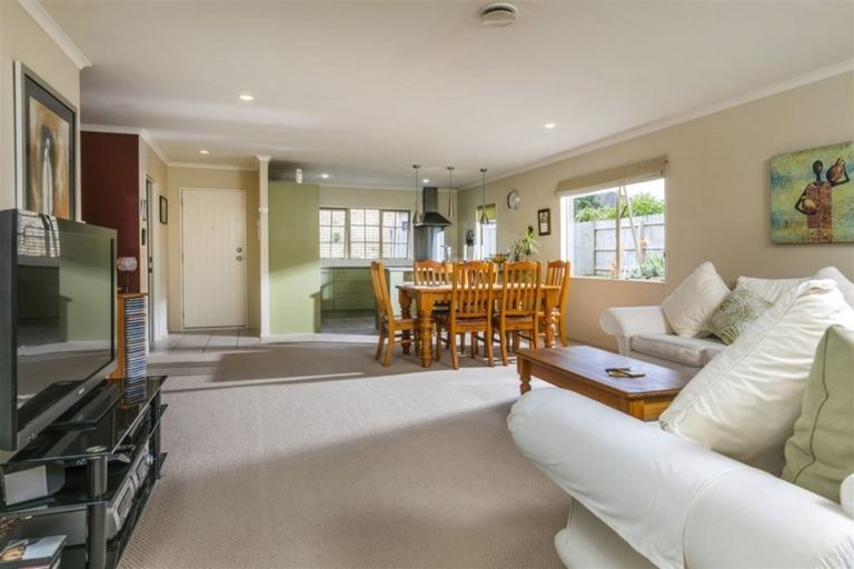 Photo of property in 29 Espalier Drive, Henderson, Auckland, 0612
