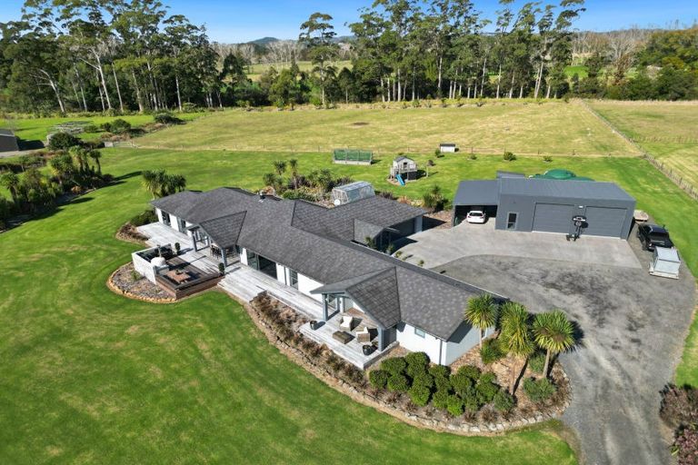 Photo of property in 145 Waitotara Drive, Waipapa, 0230
