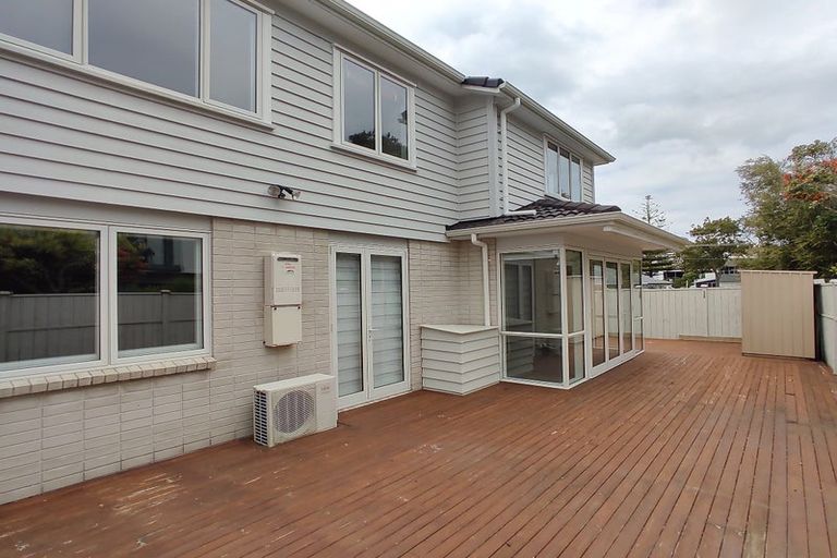 Photo of property in 28e Inverness Road, Browns Bay, Auckland, 0630