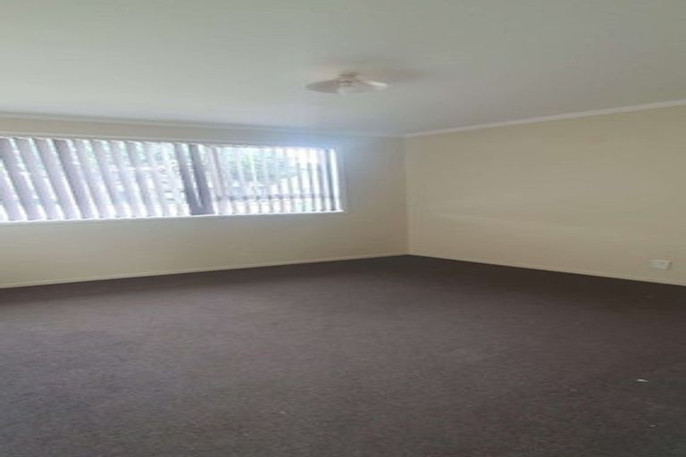 Photo of property in 23 Sunlands Drive, Manurewa, Auckland, 2102