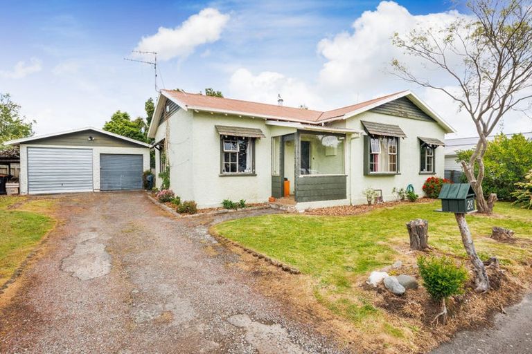 Photo of property in 28 Titoki Street, Palmerston North, 4414