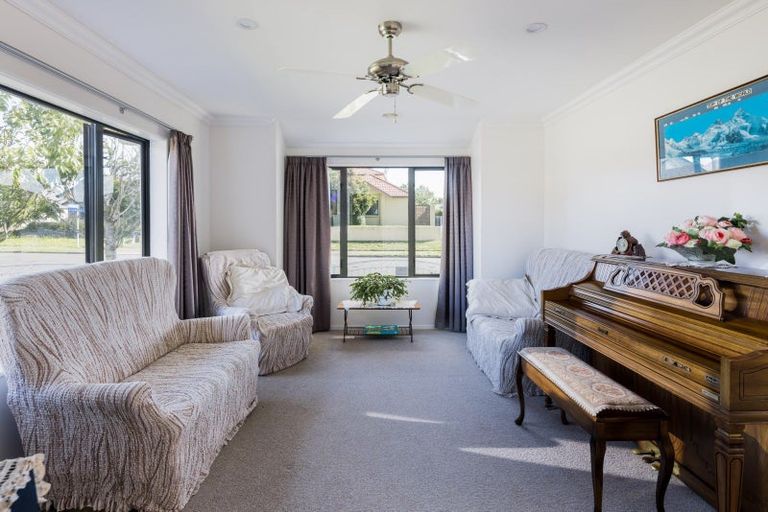 Photo of property in 1 Merlin Close, Huntington, Hamilton, 3210