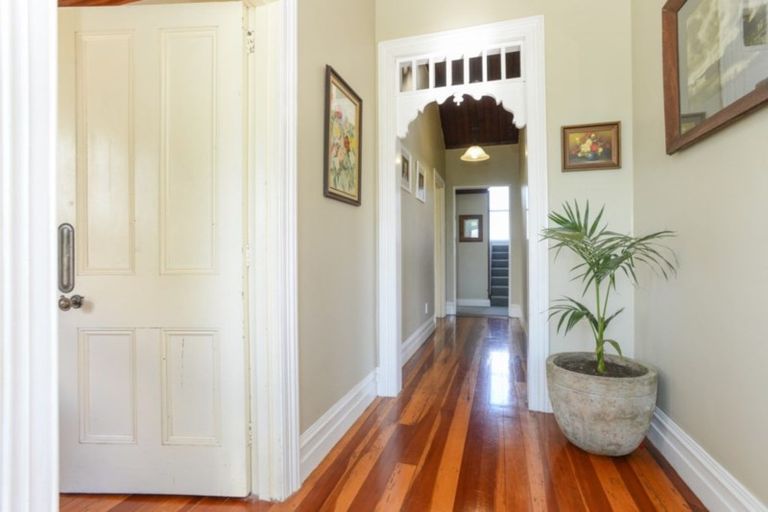 Photo of property in 7 Gaisford Terrace, Waipukurau, 4200