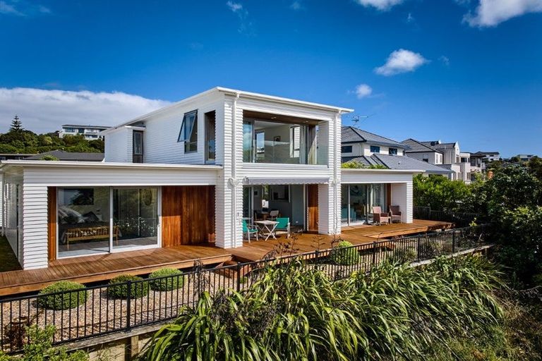 Photo of property in 31 Pendennis Point, Camborne, Porirua, 5026