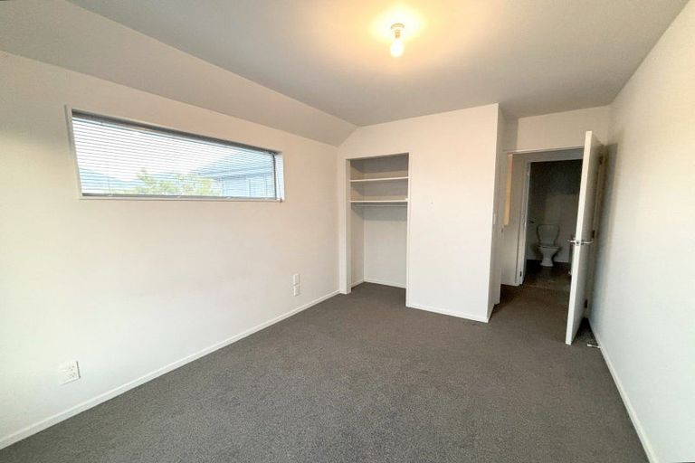 Photo of property in 156 Edgeware Road, Edgeware, Christchurch, 8013