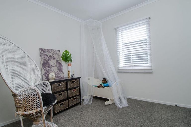 Photo of property in 20 Teal Way, Hobsonville, Auckland, 0616