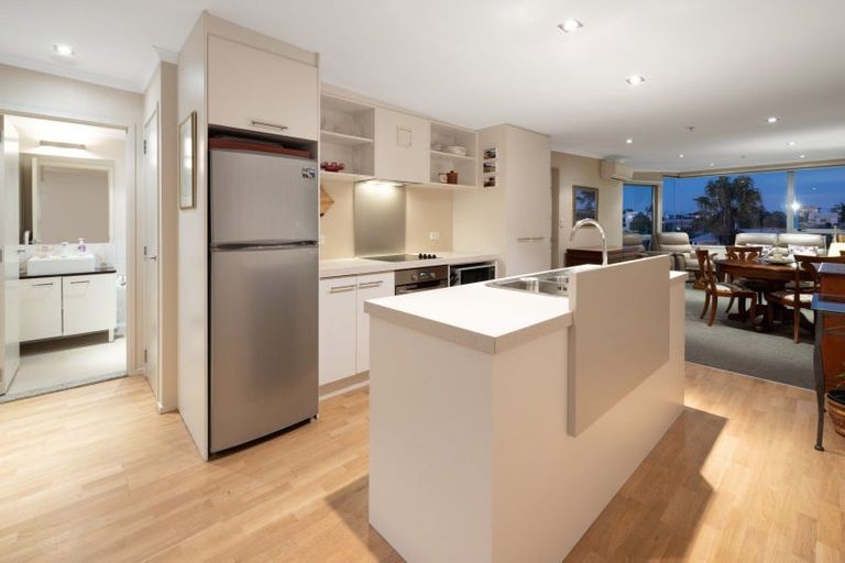 Photo of property in 305/332 Maunganui Road, Mount Maunganui, 3116