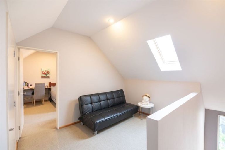 Photo of property in 2/70 Picton Avenue, Riccarton, Christchurch, 8011