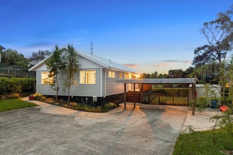 Photo of property in 28a Gallony Avenue, Massey, Auckland, 0614