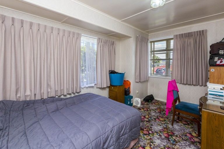 Photo of property in 1105 High Street, Taita, Lower Hutt, 5011