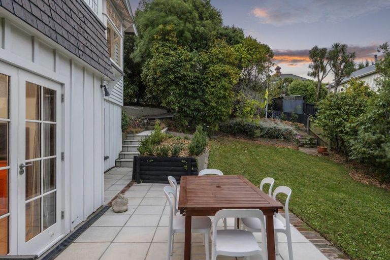 Photo of property in 5 Merlewood Avenue, Cashmere, Christchurch, 8022