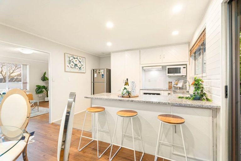 Photo of property in 1/22 Sherie Place, Howick, Auckland, 2014