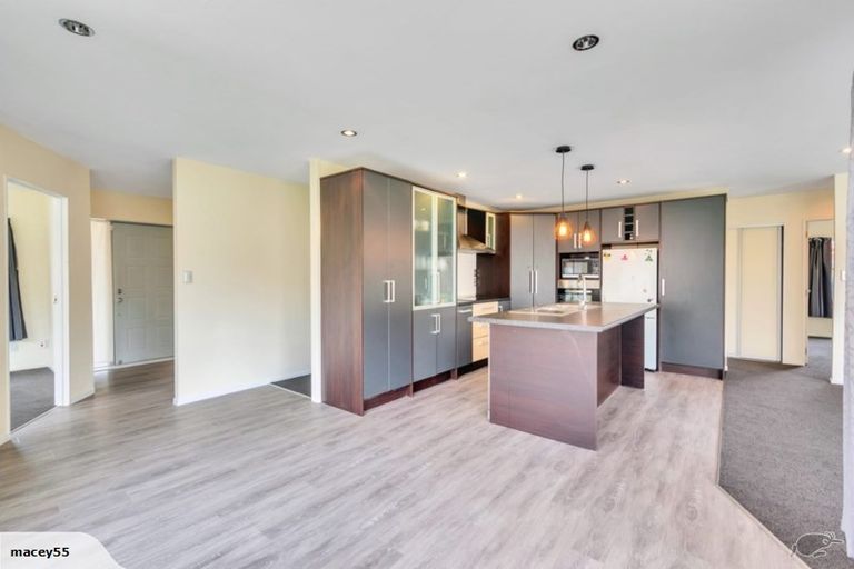 Photo of property in 9 Maadi Place, Papakura, 2110