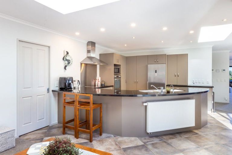 Photo of property in 2 Julies Way, Rangatira Park, Taupo, 3330