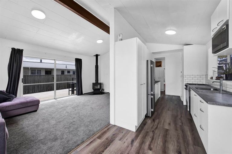 Photo of property in 3 Trimble Place, Bell Block, New Plymouth, 4312