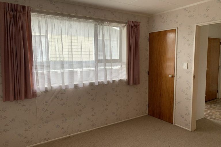 Photo of property in 10 Edward Street, Pahiatua, 4910