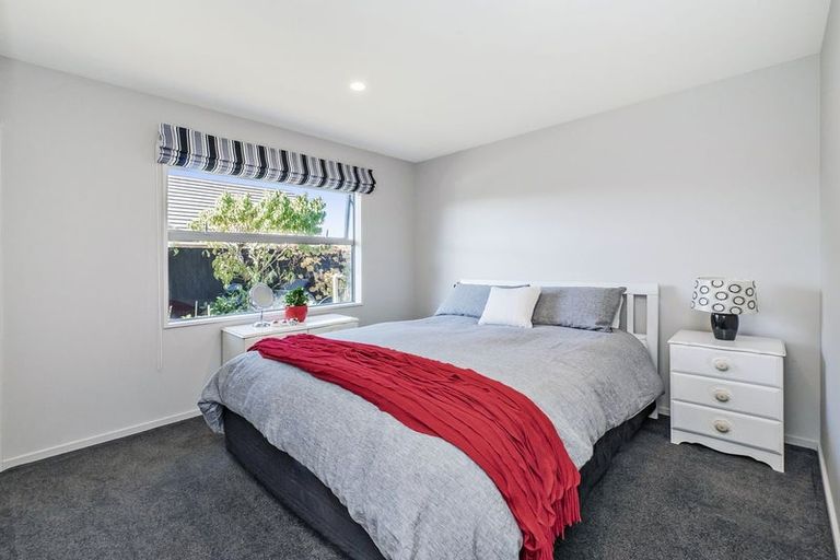 Photo of property in 56 Lewis Crescent, Rolleston, 7614