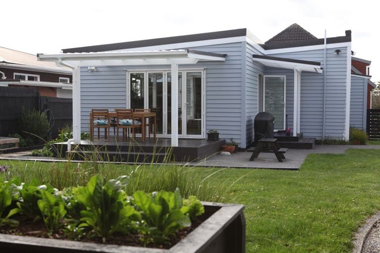 Photo of property in 26 Dakota Avenue, Beach Haven, Auckland, 0626