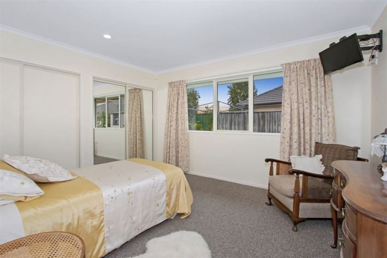 Photo of property in 55 Oakwood Drive, Rangiora, 7400