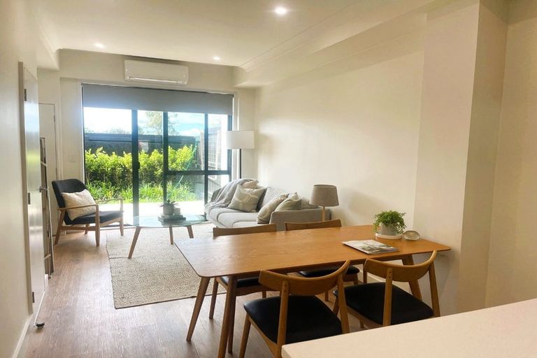Photo of property in 62 Parkwood Avenue, Westgate, Auckland, 0614
