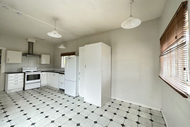 Photo of property in 1/27 Allard Street, Edgeware, Christchurch, 8013