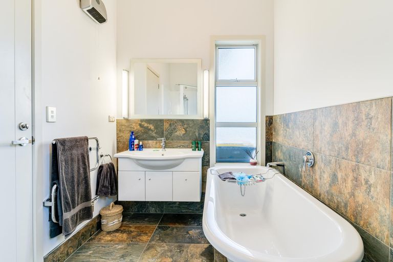 Photo of property in 31 Rhoboro Road, Twizel, 7901