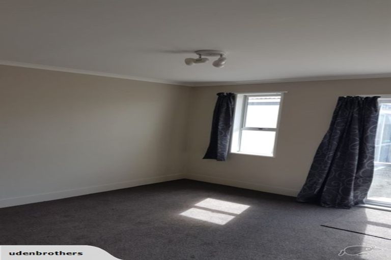 Photo of property in 58 Inwoods Road, Parklands, Christchurch, 8083