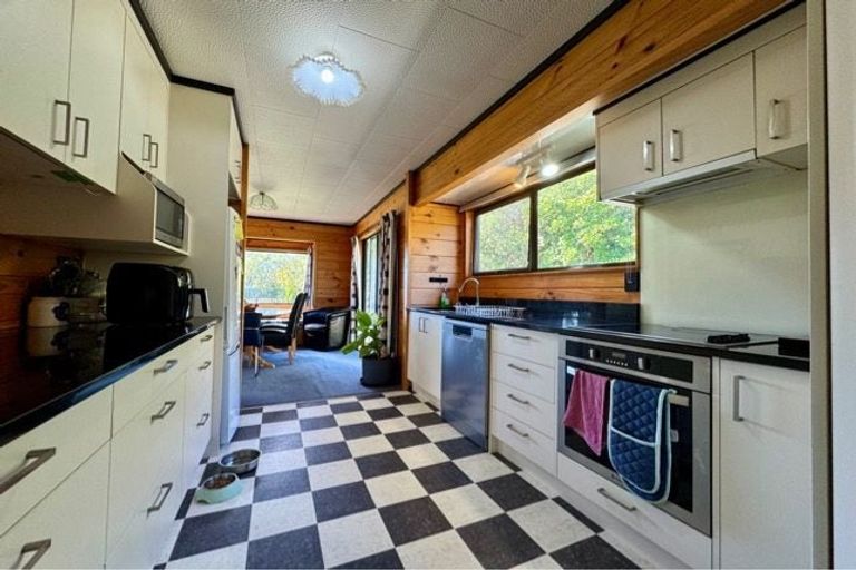 Photo of property in 20 Esther Street, Martinborough, 5711