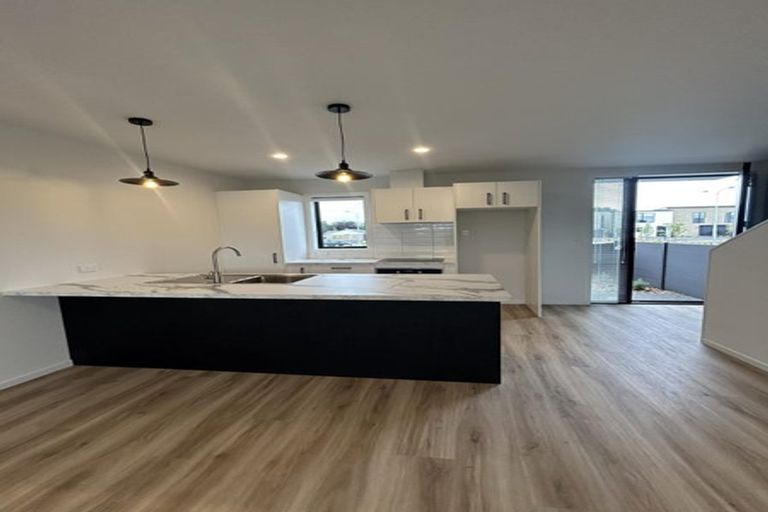 Photo of property in 53 Pipi Place, Levin, 5510