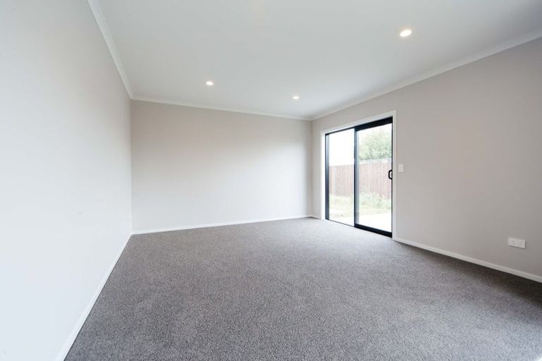 Photo of property in 12 Emmadale Lane, Hamilton East, Hamilton, 3216