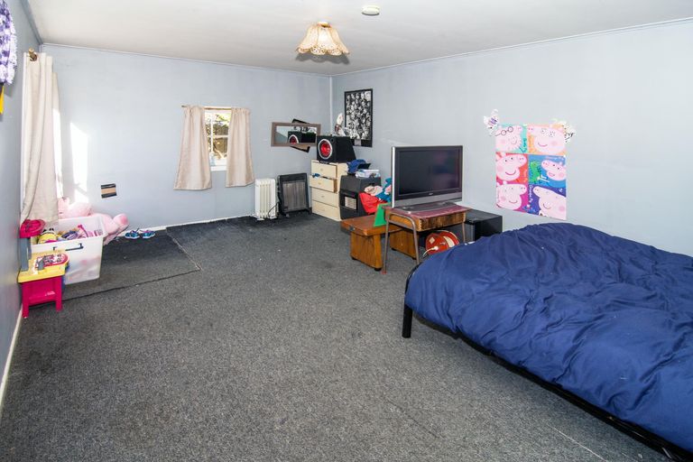 Photo of property in 103 Lincoln Road, Masterton, 5810