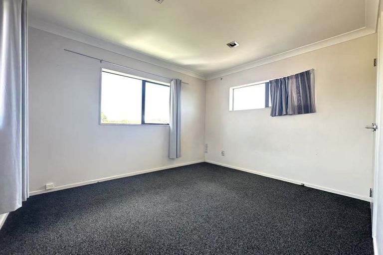 Photo of property in 15 Janway Avenue, Flat Bush, Auckland, 2016