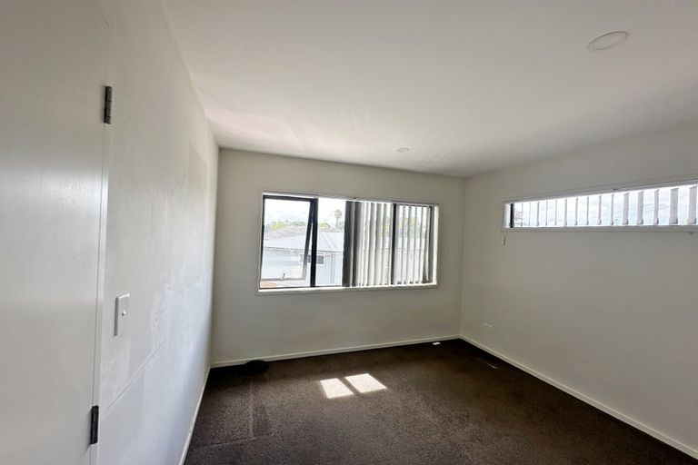 Photo of property in 53b Robertson Road, Favona, Auckland, 2024