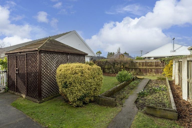 Photo of property in 5 Manuka Street, Mairehau, Christchurch, 8013