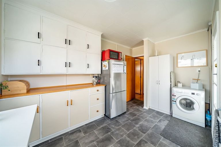 Photo of property in 68f2-a Seddon Street, Wallaceville, Upper Hutt, 5018