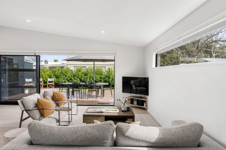 Photo of property in 117b Linton Crescent, Whangamata, 3620