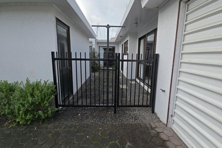 Photo of property in 32b Charles Street, Westshore, Napier, 4110