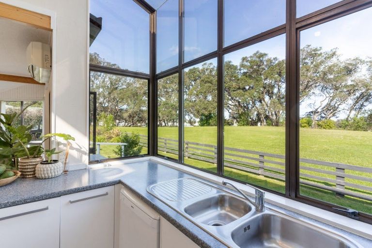 Photo of property in 111 Moana Anu Anu Avenue, Whangamata, 3620