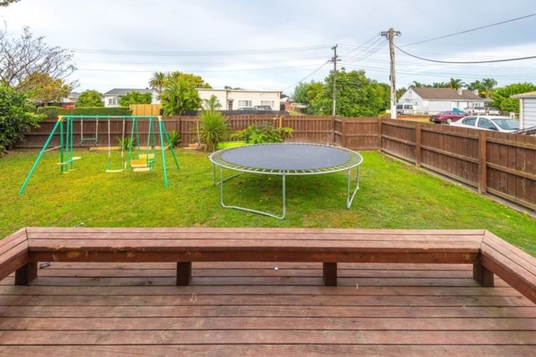 Photo of property in 28a Kelvin Road, Papakura, 2110