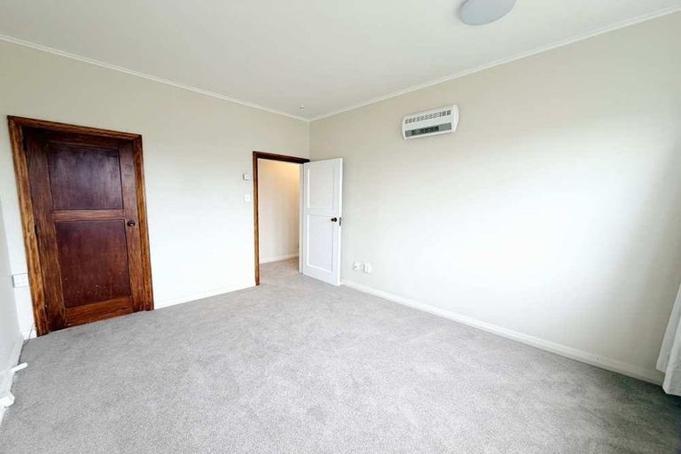Photo of property in 12 Hardy Street, New Brighton, Christchurch, 8061