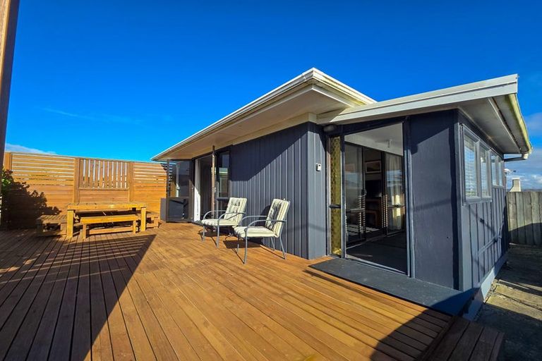 Photo of property in 386 Pukehina Parade, Pukehina, 3189