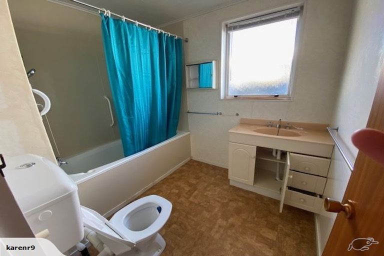 Photo of property in 13f2- William Booth Grove, Trentham, Upper Hutt, 5018