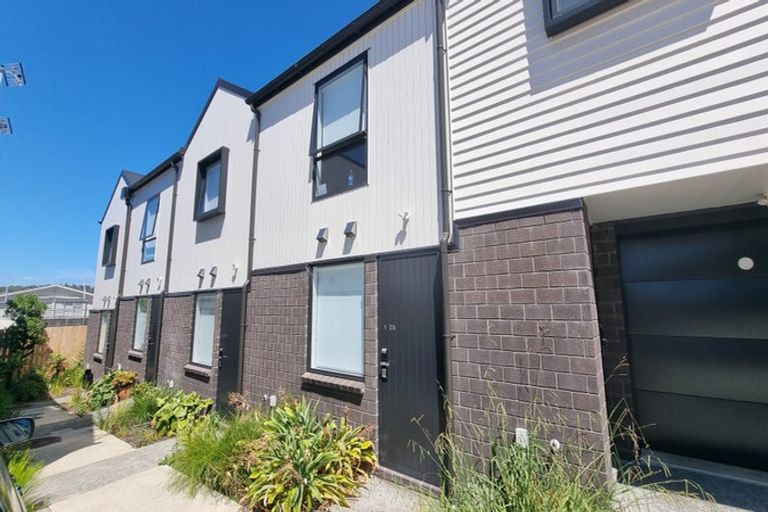 Photo of property in 9/3234 Great North Road, New Lynn, Auckland, 0600