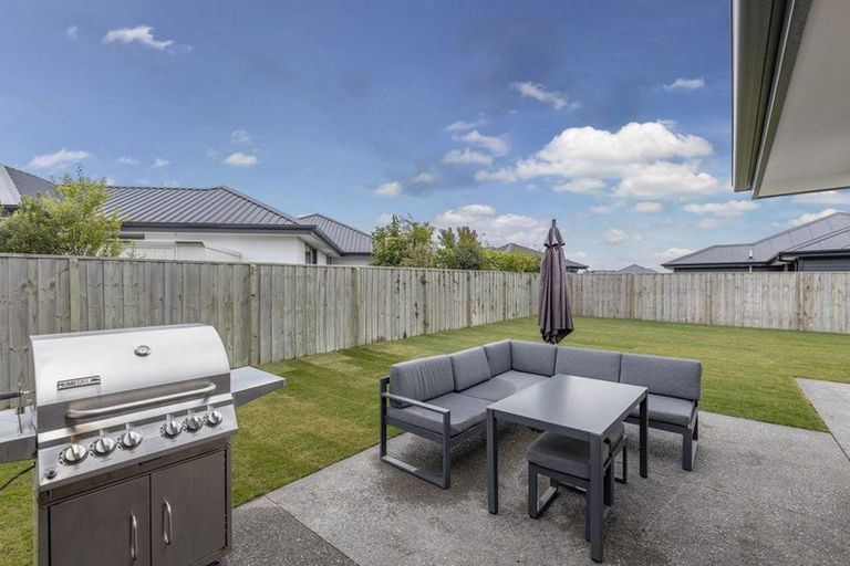 Photo of property in 64 Macphail Avenue, Rangiora, 7400